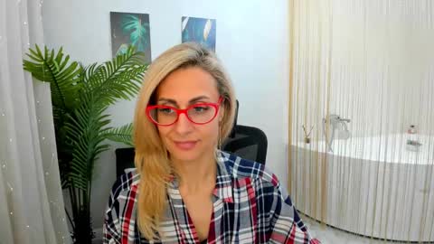 Diana online show from February 24, 2025, 2:48 pm