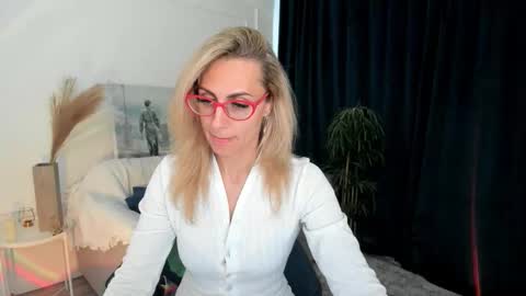 Diana online show from March 30, 2026, 11:33 am