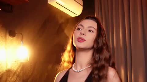 Snapshot of musesolis chatting on February 10, 2025, 10:40 pm MuseSolis online show from February 10, 2025, 10:40 pm