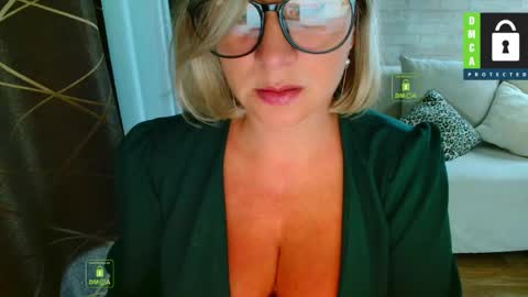 Lana online show from May 30, 2026, 10:01 am