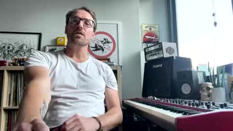 Snapshot of mustacheridesforall chatting on October 5, 2025, 7:56 pm Perfectly Average online show from October 5, 2025, 7:56 pm