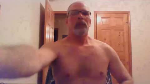Snapshot of mustang_daddy chatting on March 11, 2025, 1:59 am 307MountainMan online show from March 11, 2025, 1:59 am