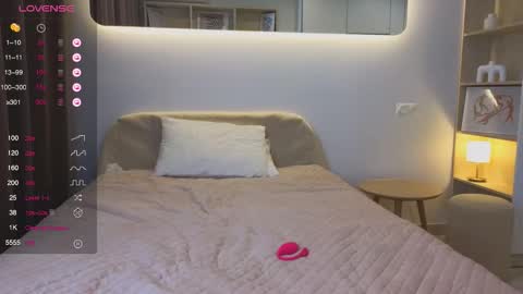 Im Marine online show from November 26, 2025, 1:56 pm