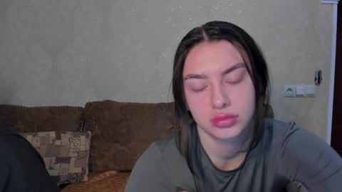 HEY online show from September 14, 2025, 9:47 pm