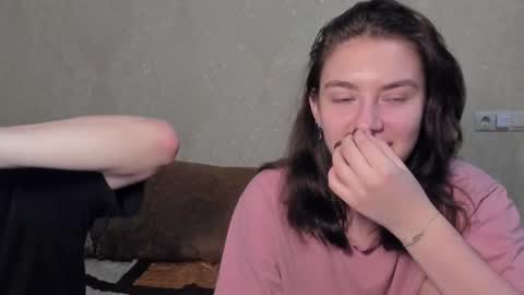 HEY online show from October 8, 2025, 9:01 pm