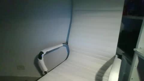 muzungu5 online show from April 17, 2026, 8:12 pm