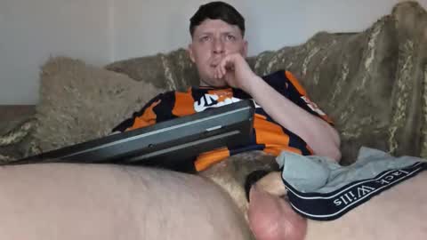 Snapshot of muzzy624406 chatting on February 21, 2026, 11:06 pm Muzzy online show from February 21, 2026, 11:06 pm