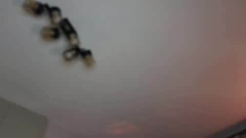 1x1 online show from November 3, 2025, 3:52 am