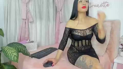 my_brunetteee online show from February 4, 2025, 1:34 am