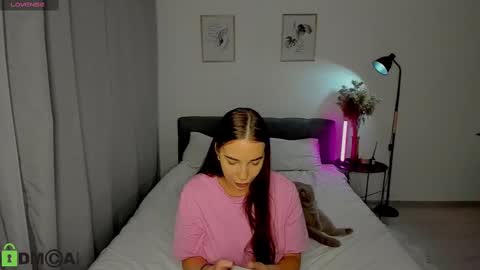 katie online show from December 3, 2024, 4:39 pm