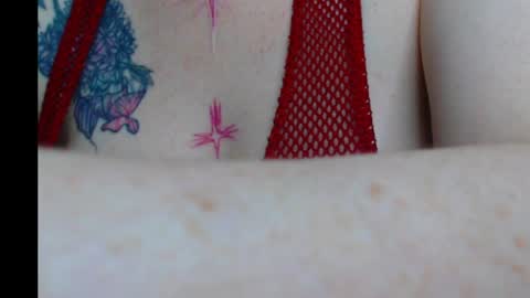     sara      i know you love me xoxox     online show from April 15, 2026, 2:40 am