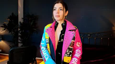 Maite online show from January 25, 2025, 3:30 pm