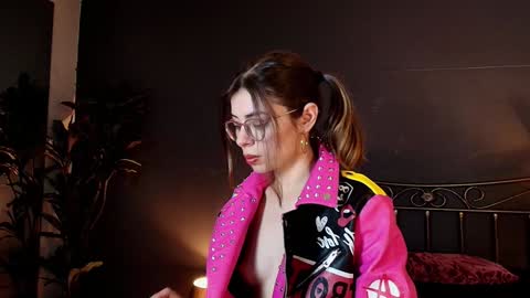 Maite online show from February 3, 2025, 6:39 pm