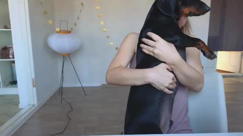 Snapshot of my_mia_ chatting on December 5, 2025, 10:02 am MIA I will be here Monday Wednesday Thursday Saturday online show from December 5, 2025, 10:02 am