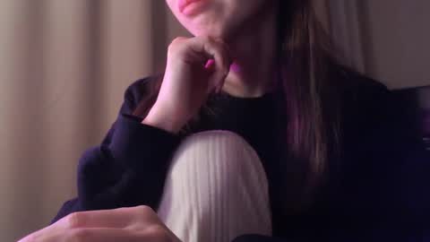 JIN online show from November 26, 2025, 4:19 pm