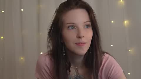 STELLA  Im here today online show from October 16, 2025, 5:36 pm