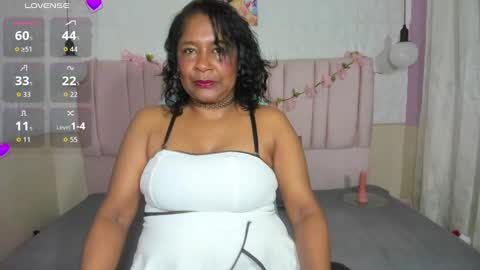 Snapshot of mya_blaze chatting on October 25, 2025, 1:18 pm mya_blaze online show from October 25, 2025, 1:18 pm