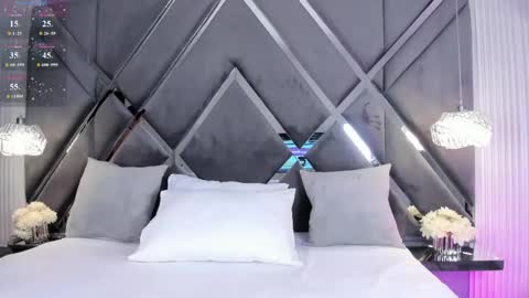 Mariana Evans online show from April 17, 2026, 11:35 am