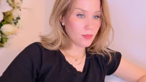 Mya-be Yours P online show from February 3, 2025, 10:54 pm