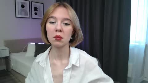 Lana online show from June 4, 2026, 11:05 am