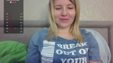 mybadcat87 online show from June 4, 2026, 7:36 am