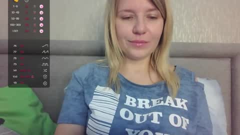 mybadcat87 online show from June 5, 2026, 8:09 am