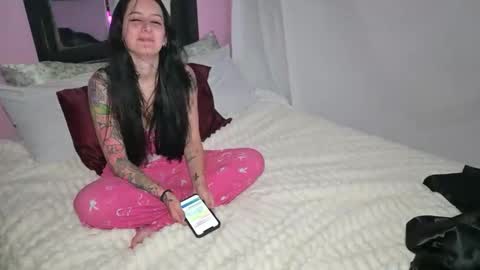 mycreamydreams online show from April 29, 2026, 2:48 am