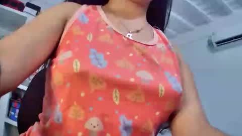 myhoney_hot online show from January 19, 2025, 1:22 pm