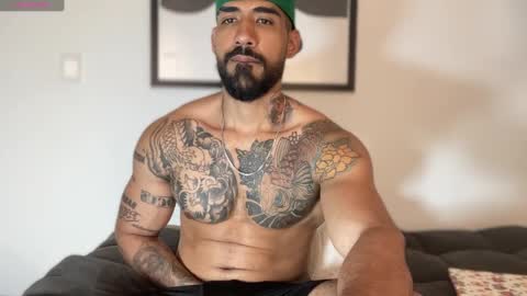 Myke esthetic online show from December 5, 2024, 2:42 am