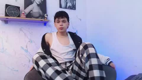 Mykel   online show from December 15, 2025, 4:33 pm