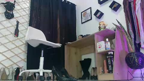 myla sarah1 online show from April 18, 2026, 7:58 pm