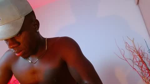 Mylo Wallace  online show from February 4, 2025, 6:46 am