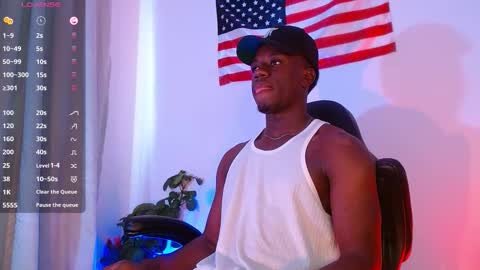 Mylo Wallace  online show from October 16, 2025, 7:26 pm