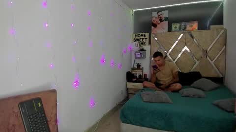 Myluandjack online show from February 19, 2026, 10:33 am