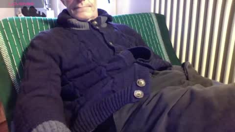 Bi sexy guy lovense hush is on private is open or password show tip if you like. online show from December 1, 2025, 8:19 am