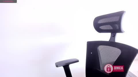 Bella online show from January 10, 2025, 7:21 pm