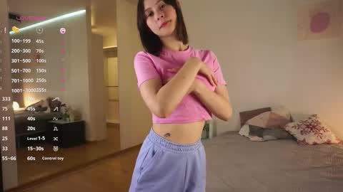 Greta online show from October 1, 2025, 4:02 pm