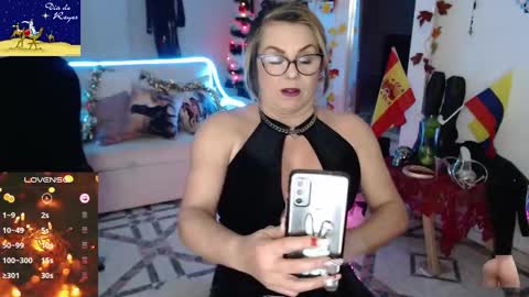 Myrna Sessions online show from January 7, 2025, 1:59 am