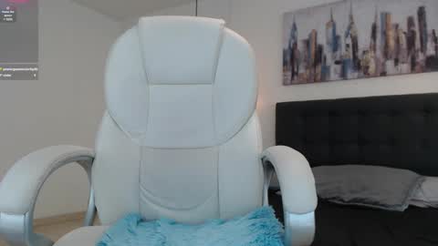 Snapshot of mysterious_girl42 chatting on December 24, 2024, 4:19 pm No Name online show from December 24, 2024, 4:19 pm