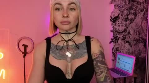 Snapshot of mysterious_twist chatting on March 23, 2026, 4:22 pm mysterious_twist online show from March 23, 2026, 4:22 pm