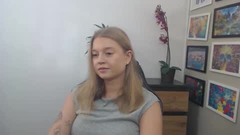 Erica online show from September 22, 2025, 10:06 am