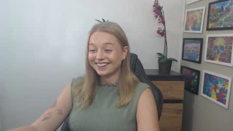 Erica online show from September 26, 2025, 9:57 am