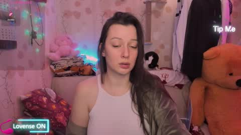 Snapshot of mystic_lilly chatting on February 7, 2026, 7:06 pm Lilly magic lilly online show from February 7, 2026, 7:06 pm