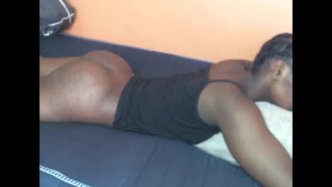 Snapshot of mystic_linna chatting on March 7, 2025, 9:07 am mystic_linna online show from March 7, 2025, 9:07 am