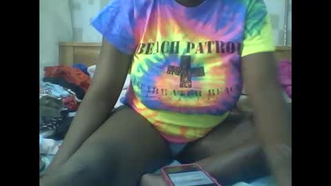 Snapshot of mystic_linna chatting on October 5, 2025, 5:00 pm mystic_linna online show from October 5, 2025, 5:00 pm