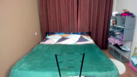 mystique_doll online show from December 19, 2025, 8:16 pm