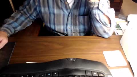 Snapshot of mytimeyourtimeourtime chatting on October 27, 2025, 4:05 am ItsTime online show from October 27, 2025, 4:05 am