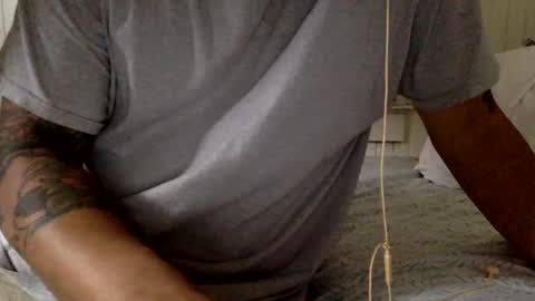 Snapshot of mywi11yisbiggy chatting on February 16, 2025, 8:55 pm str8 dom alphaAsian Daddy type. sorry not bi or  curious but i dont judgediscrimenate. online show from February 16, 2025, 8:55 pm
