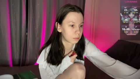 Snapshot of na_prikole_ chatting on January 22, 2025, 6:10 pm Vanessa and Julia  online show from January 22, 2025, 6:10 pm