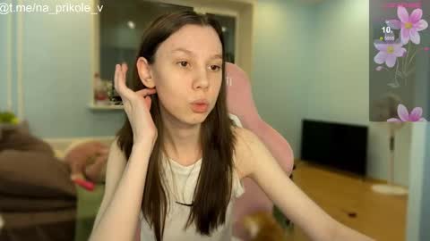 Snapshot of na_prikole_ chatting on October 17, 2025, 7:27 pm Vanessa and Julia  online show from October 17, 2025, 7:27 pm